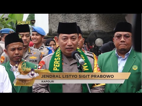 KAPOLRI BERSAMA PUI BAGIKAN PULUHAN RIBU SEMBAKO