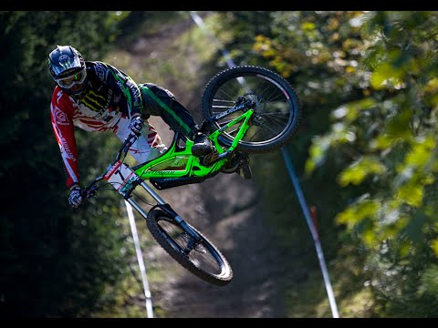 DOWNHILL BIKERS ARE AWESOME 2015
