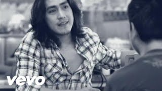 Hitik Sa Bunga Music Video