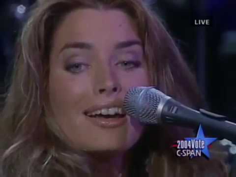 Dana Glover Live at Madison Square Garden (God Bless America / Rain / Thinking Over)