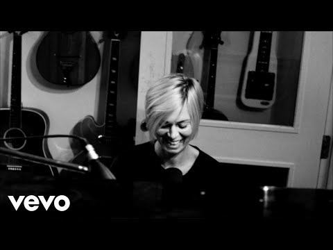 Video thumbnail for Keep Me in the Dark