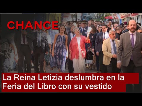 La reina Letizia visita la Feria del Libro en su inauguración en su cita preferida del año