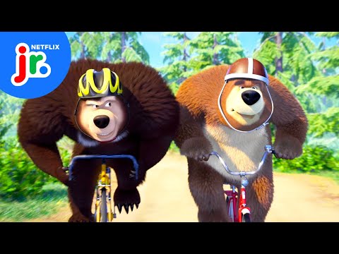 Masha Saves the Bike Race ????‍♀️ Masha & the Bear | Netflix Jr