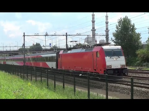 Treinen door Rotterdam Zuid (21-8-2014)