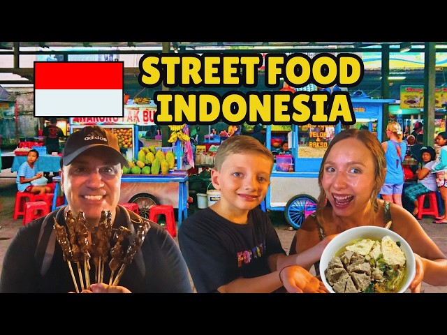 Travel vlog - 🇮🇩 First Time Trying Indonesian STREET FOOD in BALI 😋