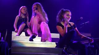 Sabrina Carpenter - Can&#39;t Blame a Girl for Trying (De-Tour Live, Vancouver)