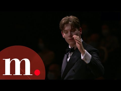 Klaus Mäkelä conducts Mahler's Symphony No. 5 in C-sharp Minor