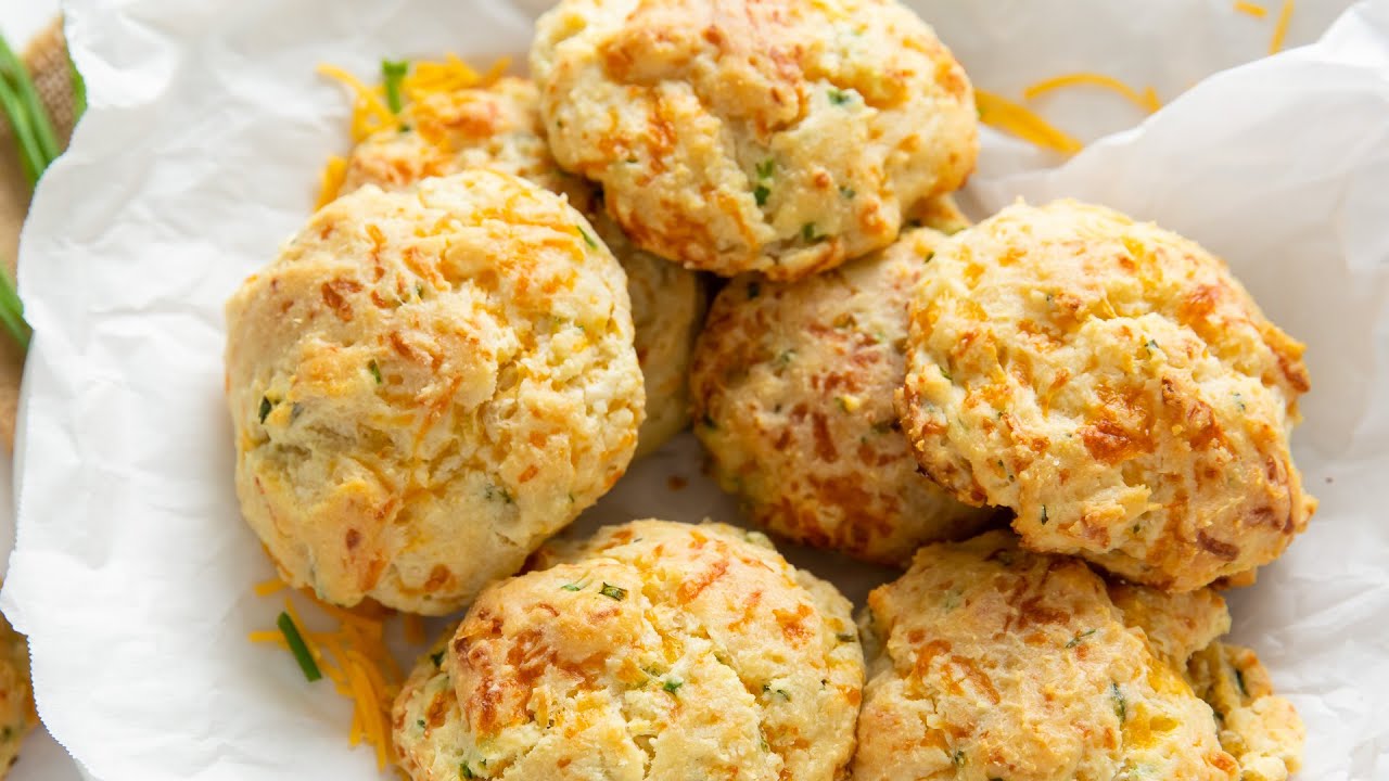 Cheddar Chive Biscuits in less than 30 minutes