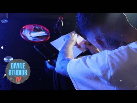 GRIFF - FEW 16'S (OFFICIAL MUSIC VIDEO) @Divinestudiostv