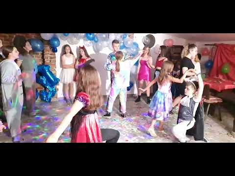 Oct 2022 Dobârlău, vals la party...