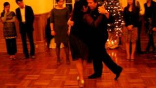 Jorge Dispari & Maria del Carmen Hong Kong Guided Practica Dec 14 2010 "Salida Americana"