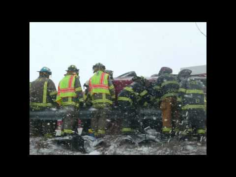 U-Crest & Cleve Hill FD Rollover MVA 33 E/b