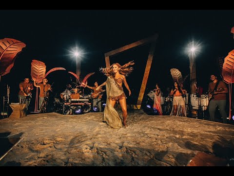 Shiver Down My Spine - Claudia Leitte e @officialjperry  (Ao Vivo na Prainha da Claudinha)