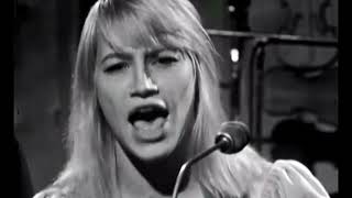 Peter, Paul and Mary, &quot;Don&#39;t Think Twice&quot; and &quot;Go Tell It On The Mountain&quot; live in London - 1963