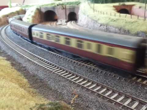 The Border Model Railway Society at Carlisle - The BACHMANN is Class 40 'Whistler' BR Green No.D210