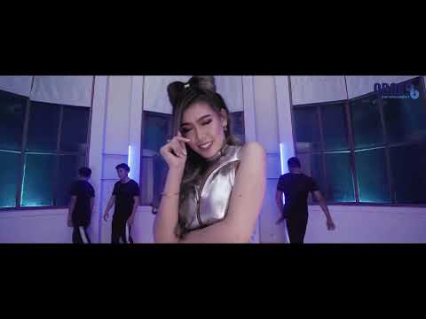 Ayudia - Ingin Kumiliki (Official Music Video)