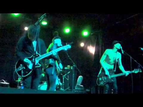 Eighteen Nightmares at the Lux - Little Bee - Live @ Boston Rooms 25/02/2015 (2 of 7)