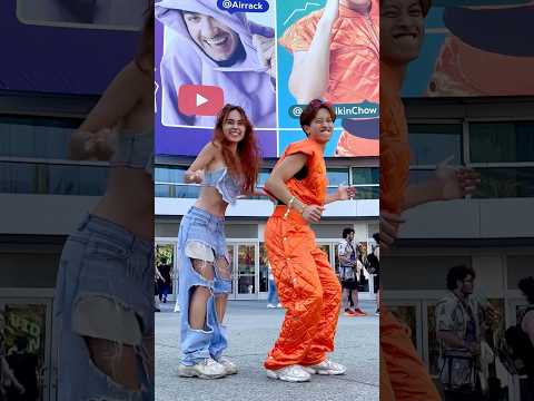 "Makeba" Dance with @AlanChikinChow at @vidcon 🔥| Andra Gogan