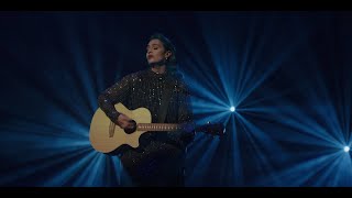 Musik-Video-Miniaturansicht zu Blue Guitar Songtext von Amy Sheppard