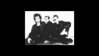 Love and Rockets, Rainbird - Subtitulado en Español