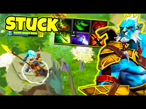 Stuck on Cliff and Rick and Morty Announcer - Gorgc Phantom Lancer