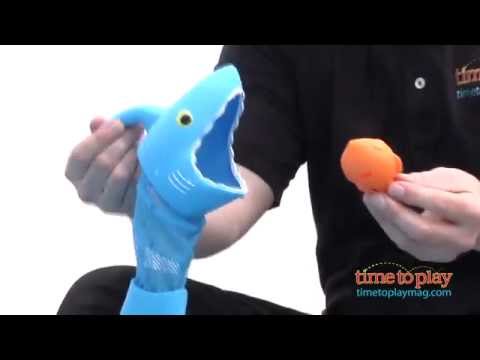 Melissa & Doug Spark Shark Fish Hunt Pool Toy