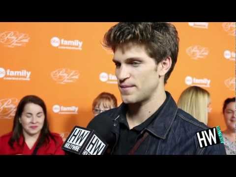 Pretty LIttle Liars' Keegan Allen Talks Toby 'A' Reveal - Halloween Episode 3x13