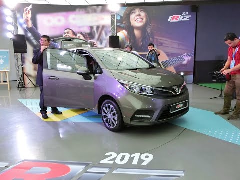 Proton Iriz FL Officially Introduced + 1st Walkabout!