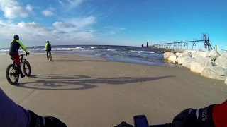 preview picture of video 'Grand Haven Fat Bike Beach Cruiser'