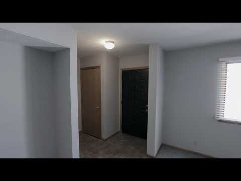 Chateau La Fleur (Chateau on Vine) in Lincoln Nebraska - chateaudev.com - 3BD 3BA Townhome For Rent