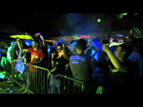 [FULL HD] Tom Hades live at Lucky Records Showcase party Basta Sava Centra 17.05.2013 part 2