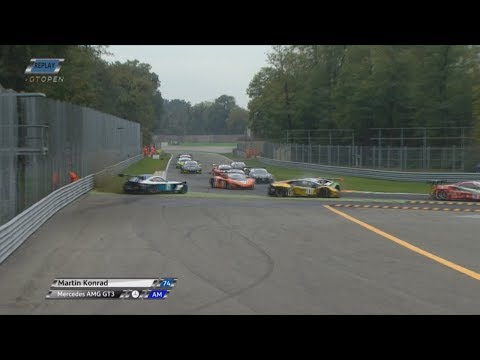 International GT Open 2017. Race 2 Autodromo Nazionale Monza. Crash