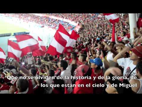 "Que no se olviden de la historia y de la gloria" Barra: Baron Rojo Sur • Club: América de Cáli
