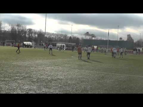 21 nov 2015 Maarssen A2 - VV De Meern A2 bkr 3-1 Redding keeper Maarssen