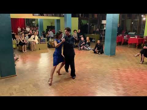 Pablo Fernandez Gomez y Cornelia Roy, El cielo y tú, Tango: Orquesta Di Sarli