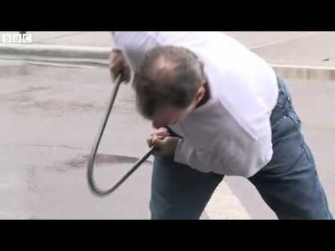 92 year old strongman wows crowds in Coney Island