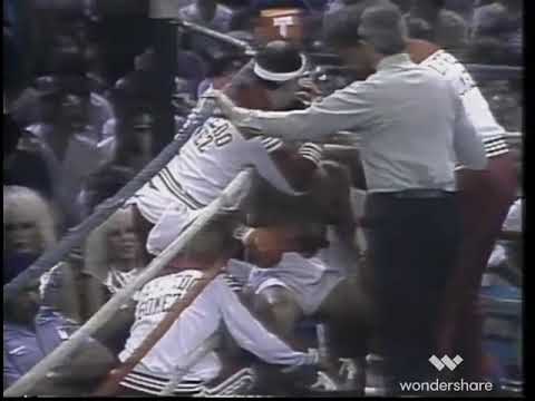 Azumah Nelson v Wilfredo Gomez  Featherweight