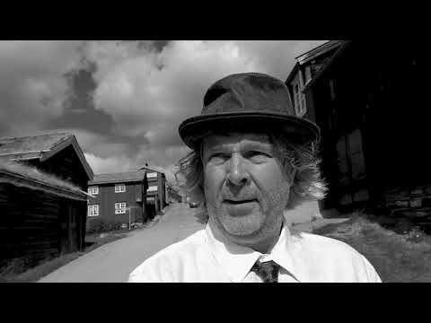 Elrox: Selveste Direktoren (Official Music Video)