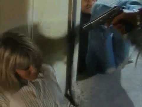 Dempsey & Makepeace S01E01 - Scene 6