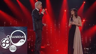 Sanremo 2019 - Claudio Baglioni ed Elisa cantano &quot;Vedrai vedrai&quot;