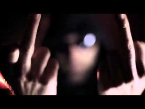 Mr. Rella - DuemilaCREDICI (OFFICIAL VIDEO) feat. Remmy (prod. Rella)