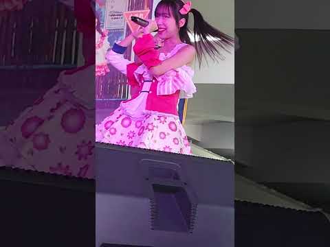 230305 (Praewploy Fancam) Shining Stars - Roller Coaster @ CosCos Suki # 06 - Bang Sue Grand Station