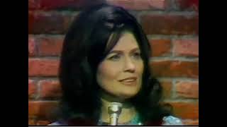 Loretta Lynn - I Still Miss Someone