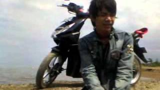 Download lagu FIVE MINUTES AKU DAN KAMU mp3 Download lagu FIVE MINUTES AKU DAN KAMU mp3