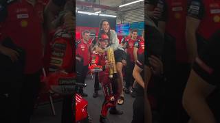 Download lagu KOK TERHARU BANGET YA 😭 MARC MARQUEZ MENANG DI QATAR ❤️🔥 #marcmarquez #motogp mp3 Download lagu KOK TERHARU BANGET YA 😭 MARC MARQUEZ MENANG DI QATAR ❤️🔥 #marcmarquez #motogp mp3