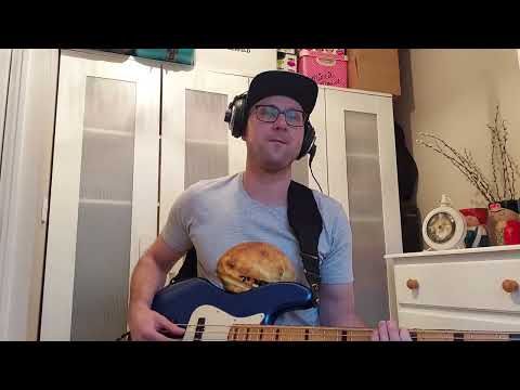 Maciej Musiałowski, Urbański  Przychodzę do Was. Bass cover