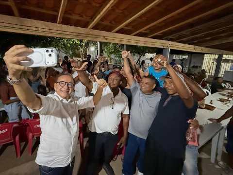 Dr. Hélio participa de encontro com lideranças e moradores em Oeiras