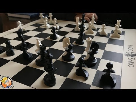 When is chess not chess? When it's Paco Ŝako — Fun & Board Games with WEM