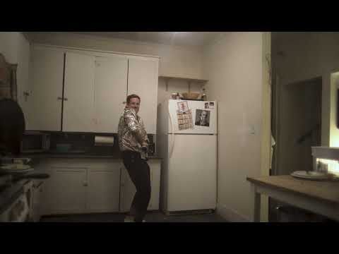 Video thumbnail for Putting on Airs