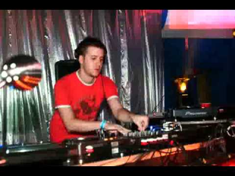 Luke Fair @ Justmusic FM, December 3, 2005